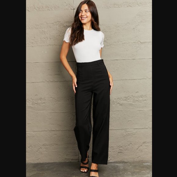 🌟NEW, CUTE**-  Spliced Lace Tied Open Back Bodysuit | OFFERS WELCOME! - Picture 3 of 7